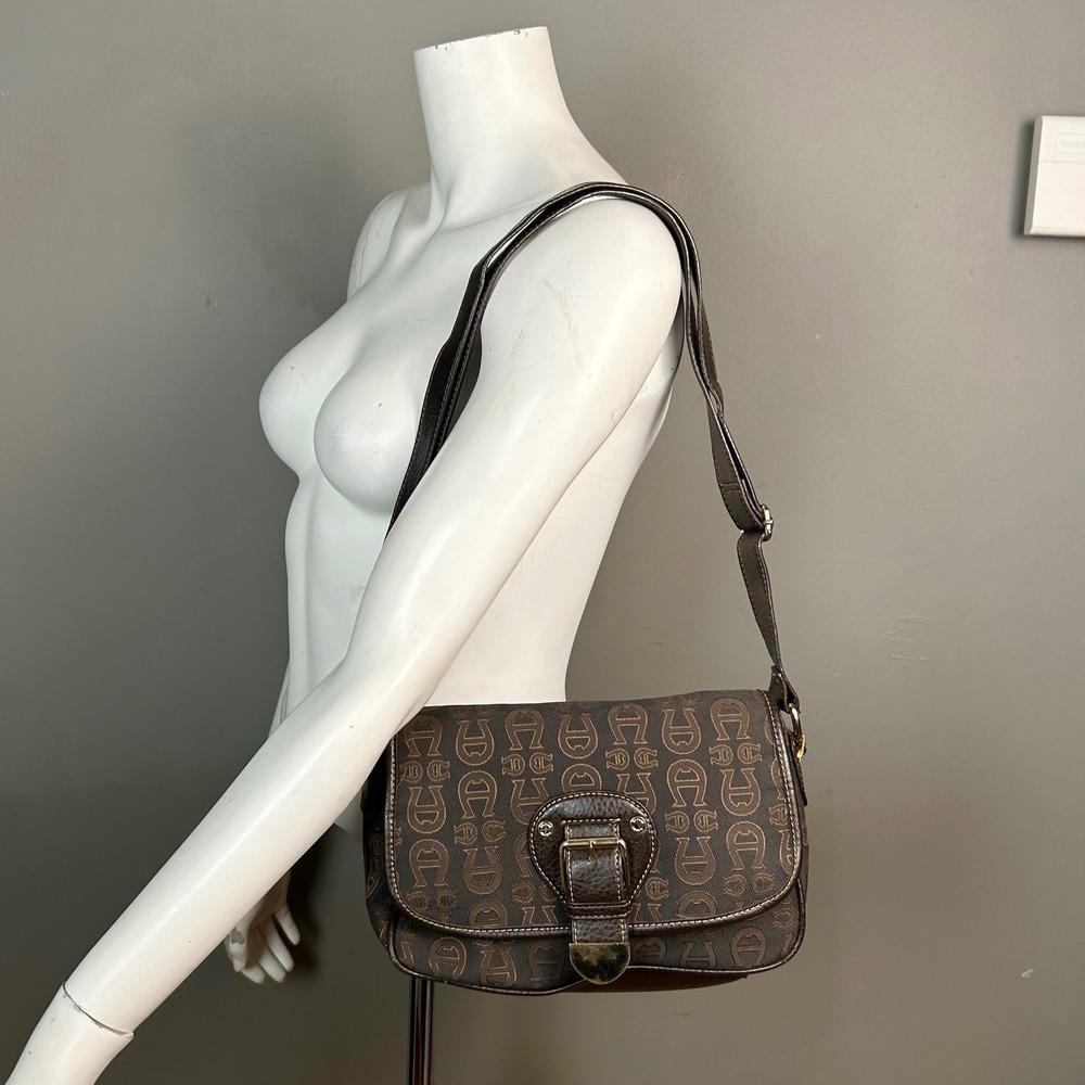 Etienne Aigner‎ shoulder bag canvas logo Equestrian Preppy Town Country Brown